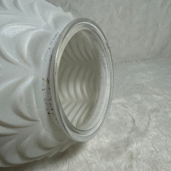 Vintage Mid Century Frosted Draped Glass Lamp Shade Hanging Swag Globe MCM - Picture 4 of 11